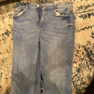 Zara Cut Off Jeans